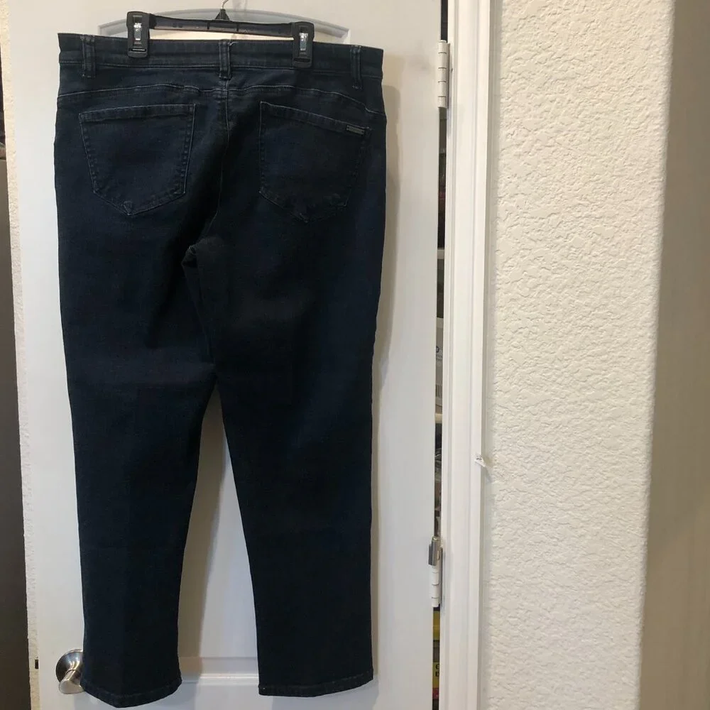 G By Giuliana  Women's Jeans - Ankle Length - Picture 5 of 8